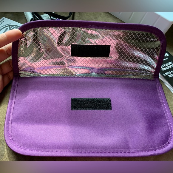 NWOT BaBylissPRO Limited Edition Mini Prima Flat Iron Iridescent Oil Slick - Picture 9 of 16